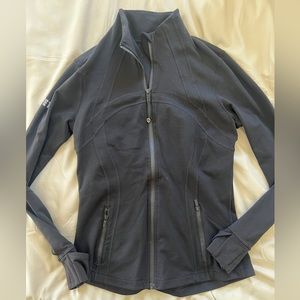 Lululemon Define Jacket Crop, Size 10, LifeTime Branded